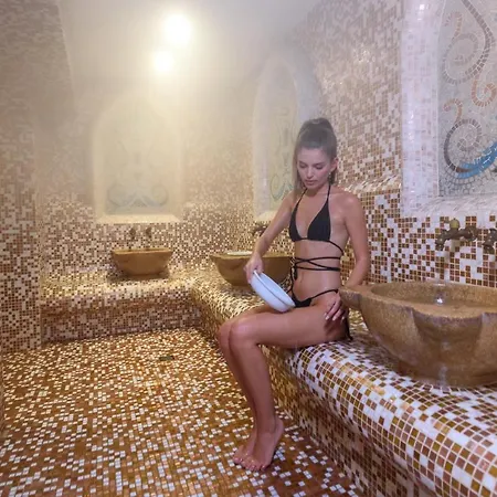Club Bor Otel