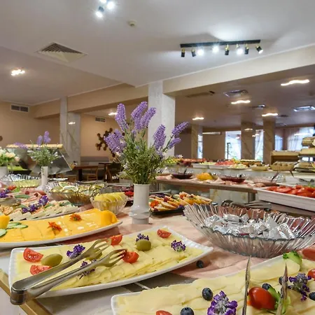 Club Bor Otel