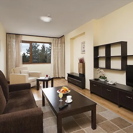 Club Bor Hotell 4*